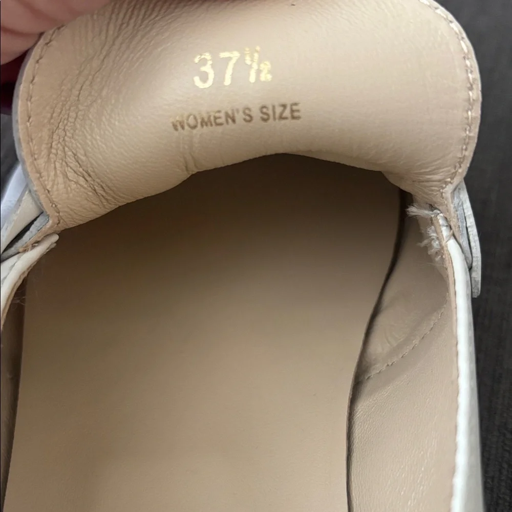 NWOB Tod’s loafers with gold chain detail - Picture 6 of 6